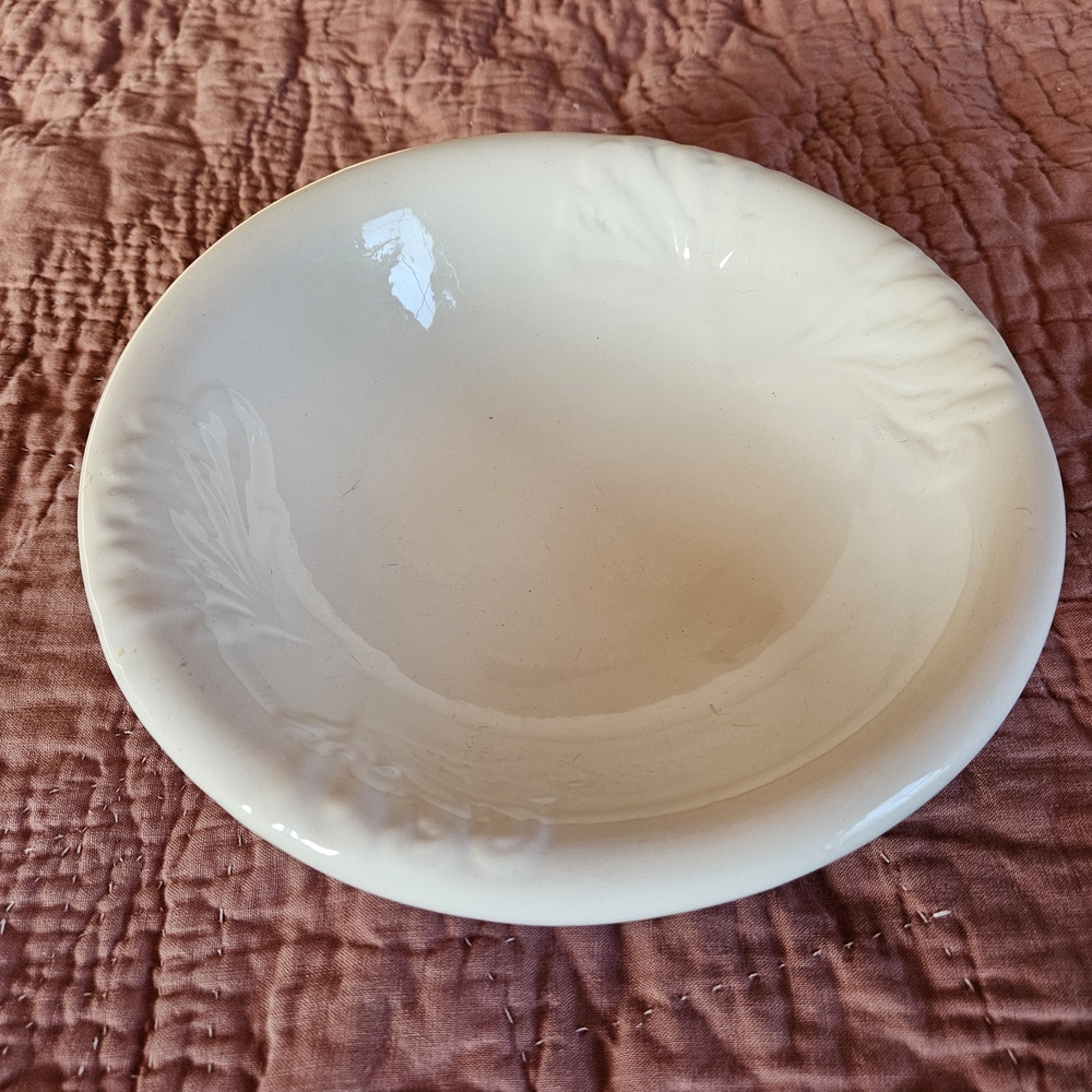 Elegant Cream Ceramic Bowl
